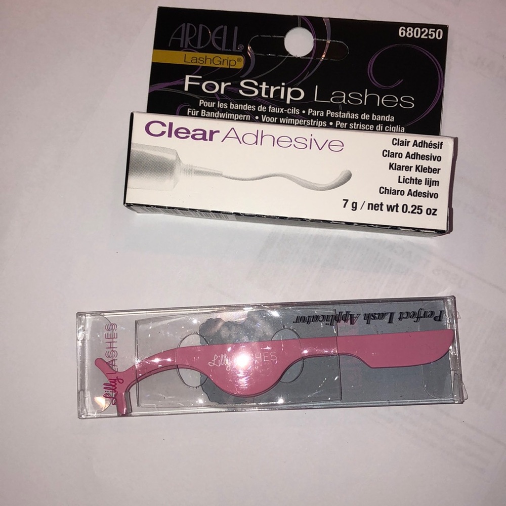 Lilly’s lash applicator tool & Arden adhesive